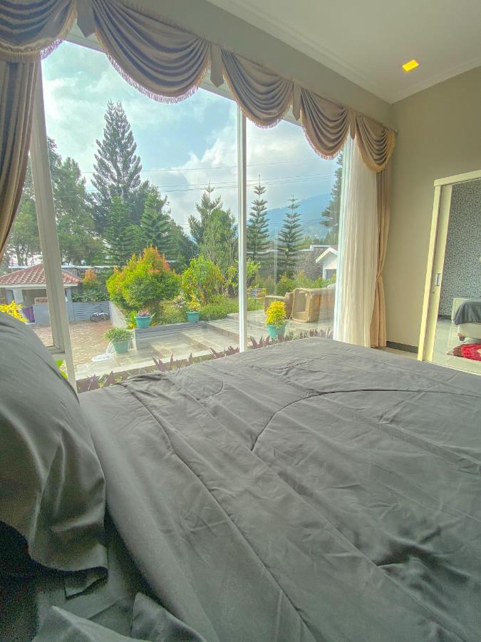Villa Andalus 3 Puncak Eksteriør billede